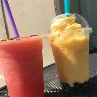 Mango Smoothie W/ Boba