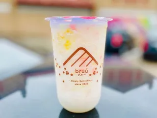 Bruú Café