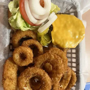 Cheeseburger and Onion Rings