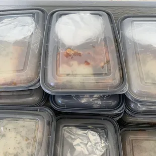 Chicken lasagna w/garlic bread