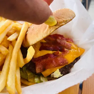 Single Bacon Cheeseburger with fries