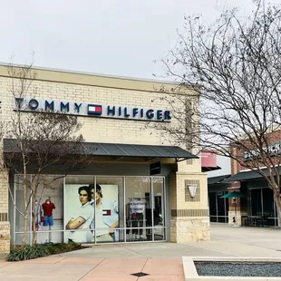 Tommy Hilfiger Outlet; my favorite store!