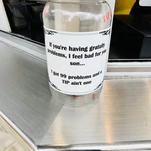 Leave a tip for great customer service