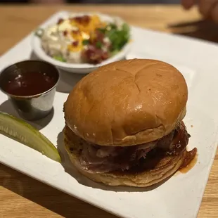 Pulled Pork Sandwich
