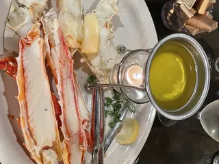 Plier's Full Circle Pub & Restaurant