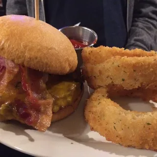 Bobcat Burger