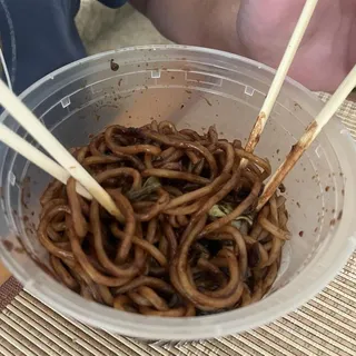Jajangmyeon ()