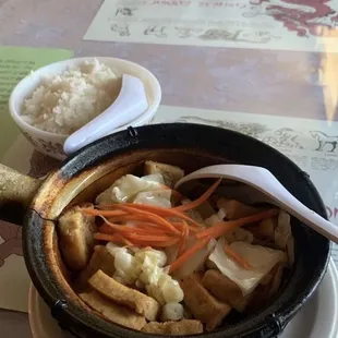 FRIED TOFU, CABBAGE &amp; ONION W/ TAMARIND SAUCE IN CLAY POT