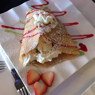 35. Strawberry Kutie Crepe