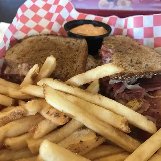 Corned Beef Reuben Sandwich