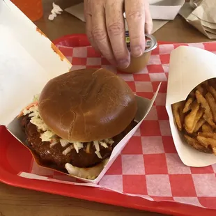 Bobs hot chicken sandwich