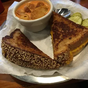 Grilled Cheese Tomato Soup