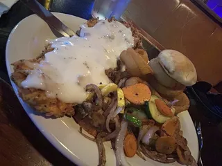 Refz Sports Bar & Grill