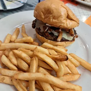 California burger &amp; fries