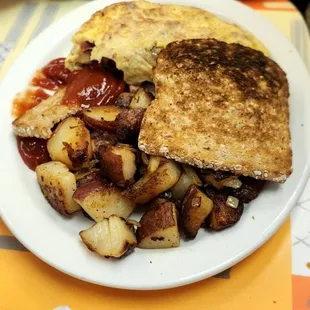 Omelet and potatoes