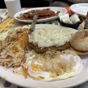 Best Chk Country Fried Steak &amp; Eggs Breakfast