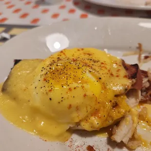 Bobs Eggs Benedict