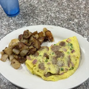 Diner Omelet w/ ham, sausage, &amp; green peppers and a side of diner home fries