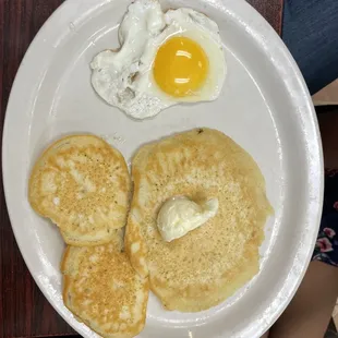 Kids Egg and silver dollar pancakes