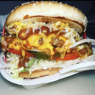 Chile cheese burger