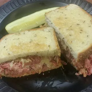 Pastrami Reuben