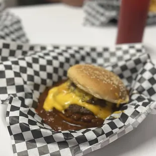 Chili Cheeseburger
