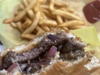 Lula's Neighborhood Grill