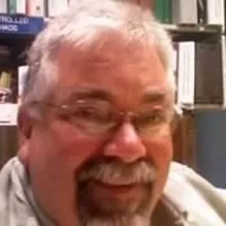 Chris L.
