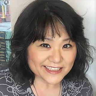 Risa Y.