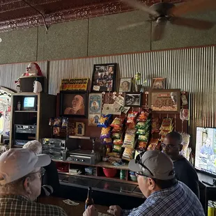 Bob's Tavern