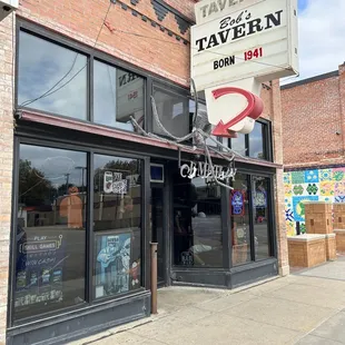 the outside of the restaurant