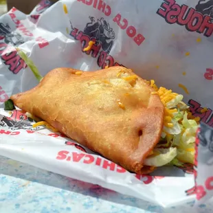 If you havent had the fried taco ($1.99), you really should. Try the 2 taco combo with rice or beans and a drink.