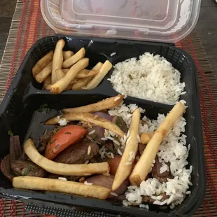 Patacones De Lomo Salteado