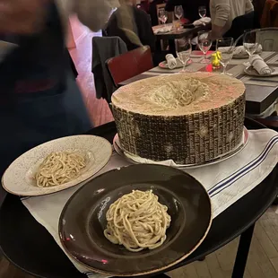 Tonnarelli cacio e pepe