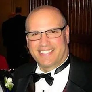 Darren G.