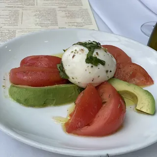Burrata Caprese