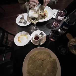 Pesto Ravioli &amp; Spaghetti and Clam&apos;s