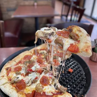 Supreme sans black olives