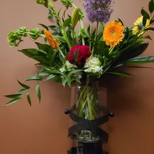 a vase of flowers