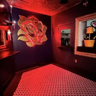 a room with a red light