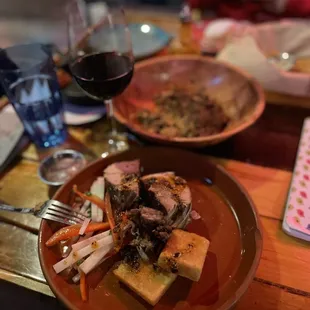 Wine &amp; Pernil