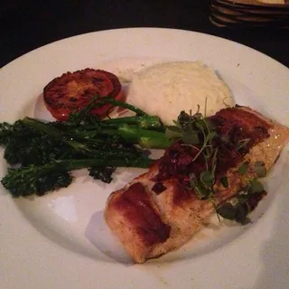 Salmon a la Parrilla