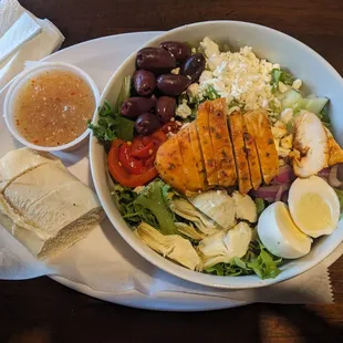 Greek salad with chicken