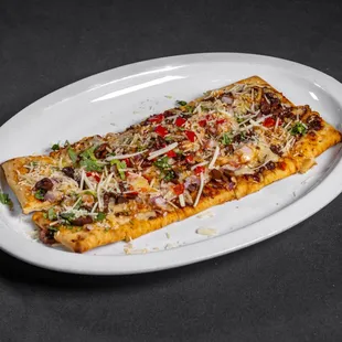 Mediterranean Flatbread Pizza