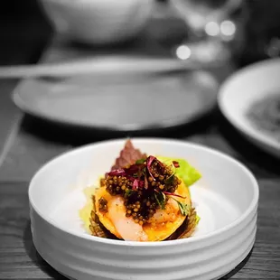 Banh knot caviar @whaevaeats