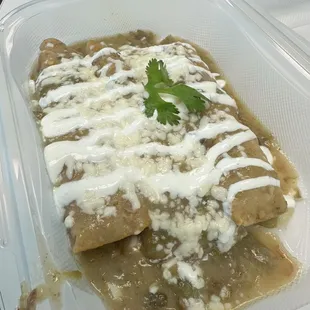 Green chili enchiladas