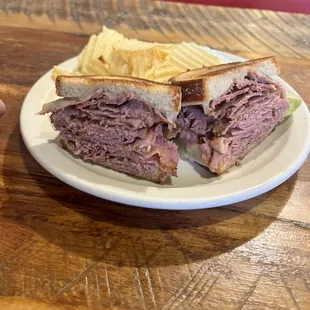 Pastrami on Rye W/Swiss