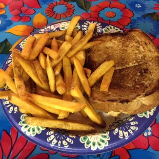 Grilled 3-Cheese Sandwich with Fries