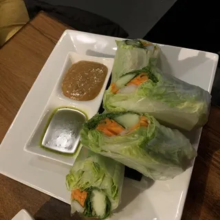 Summer Basil Rolls (Avocado)