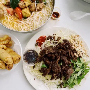 Vegan viet tofu noodle (vegan bun rieu) and papaya salad